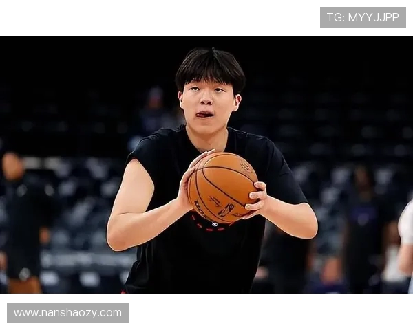 记者：开拓者小球体系成球队特色 杨瀚森出场机会受限成焦点